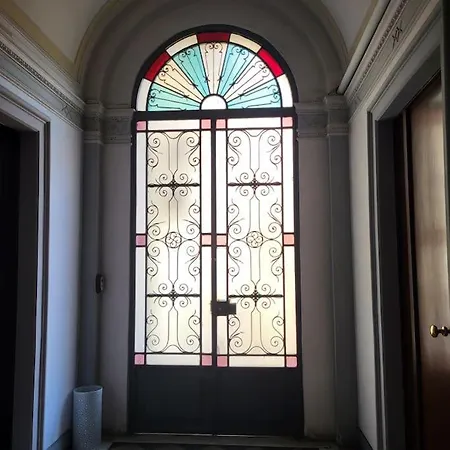 Noemi Zinghouse Ct Katania