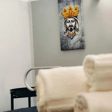 Noemi Zinghouse Ct Apartament Katania