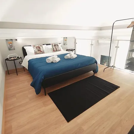 Noemi Zinghouse Ct * Katania